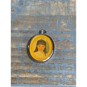 Vintage Samantha 1904 Oval Portrait Charm Pendant